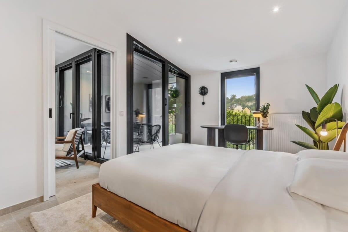 Luxurious 2Br Apt With Balcony In Luxembourg Apartamento Exterior foto