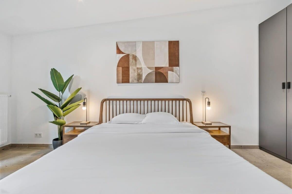 Luxurious 2Br Apt With Balcony In Luxembourg Apartamento Exterior foto