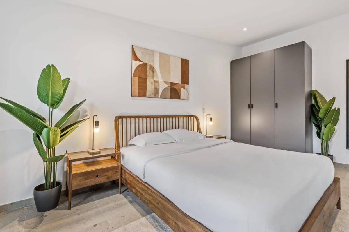 Luxurious 2Br Apt With Balcony In Luxembourg Apartamento Exterior foto
